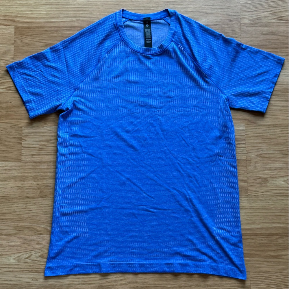 Lululemon Metal Vent Workout Shirt